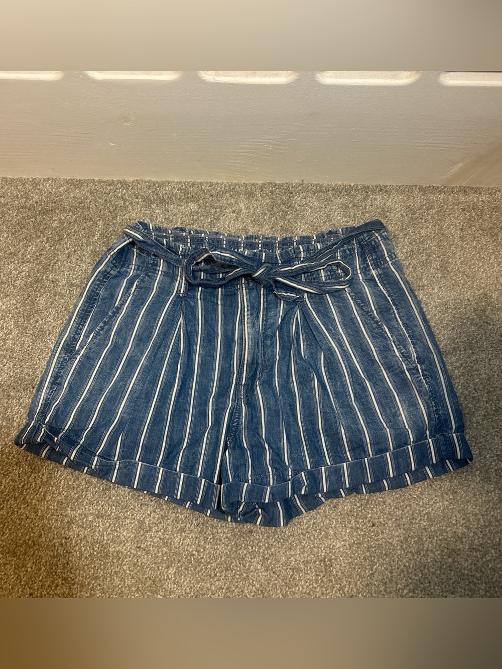 American Eagle Outfitters Blue Striped High-Waist paper bag Shorts